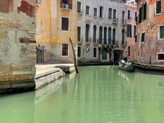 San Marco Apartment With Canal View Veneza Exterior foto